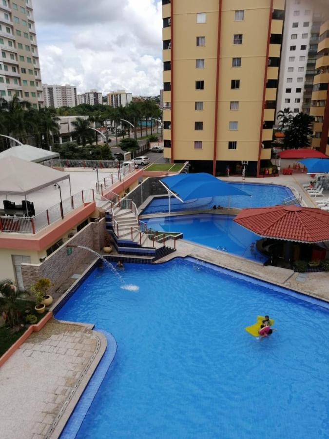 Caldas Novas - Go - Apartamento Parque Das Aguas Quentes Bloco 1 - Em Frente Clube Prive Екстериор снимка