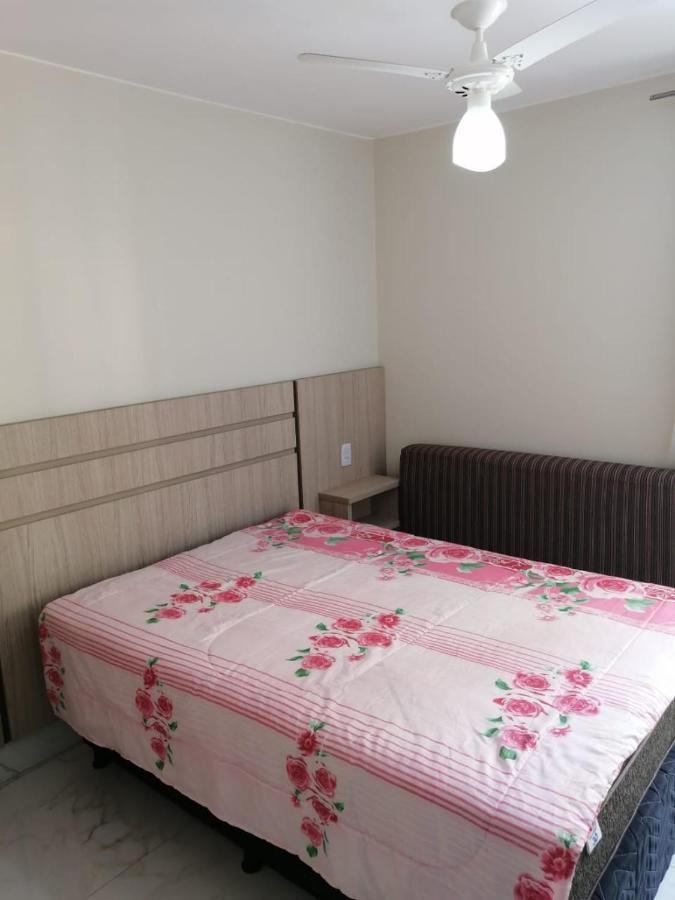 Caldas Novas - Go - Apartamento Parque Das Aguas Quentes Bloco 1 - Em Frente Clube Prive Екстериор снимка